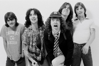 AC/DC Rock ‘N Roll Train accordi