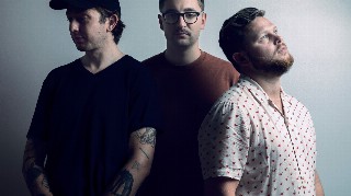 Alt-J Something Good accordi