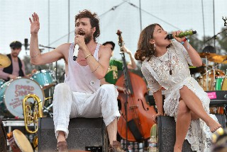 Edward Sharpe and the Magnetic Zeros Home accordi